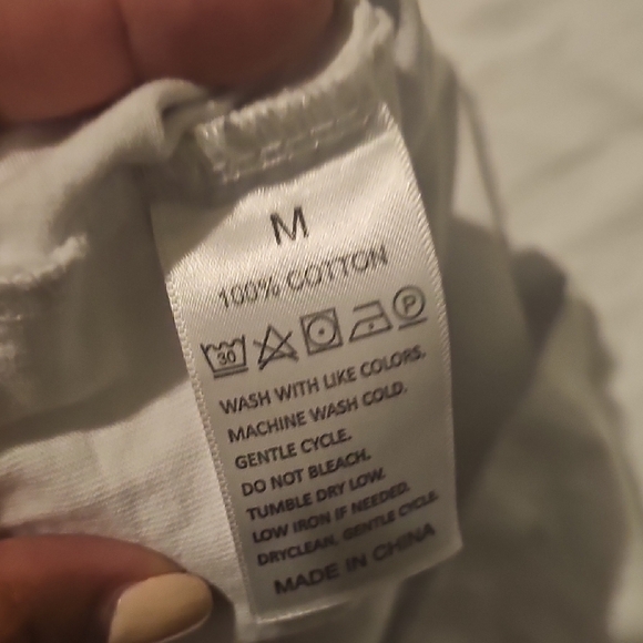 Disney Mickey Mouse White Tee - Picture 4 of 4